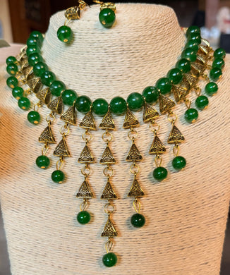 Necklace & Earrings Set: Pearls Collection